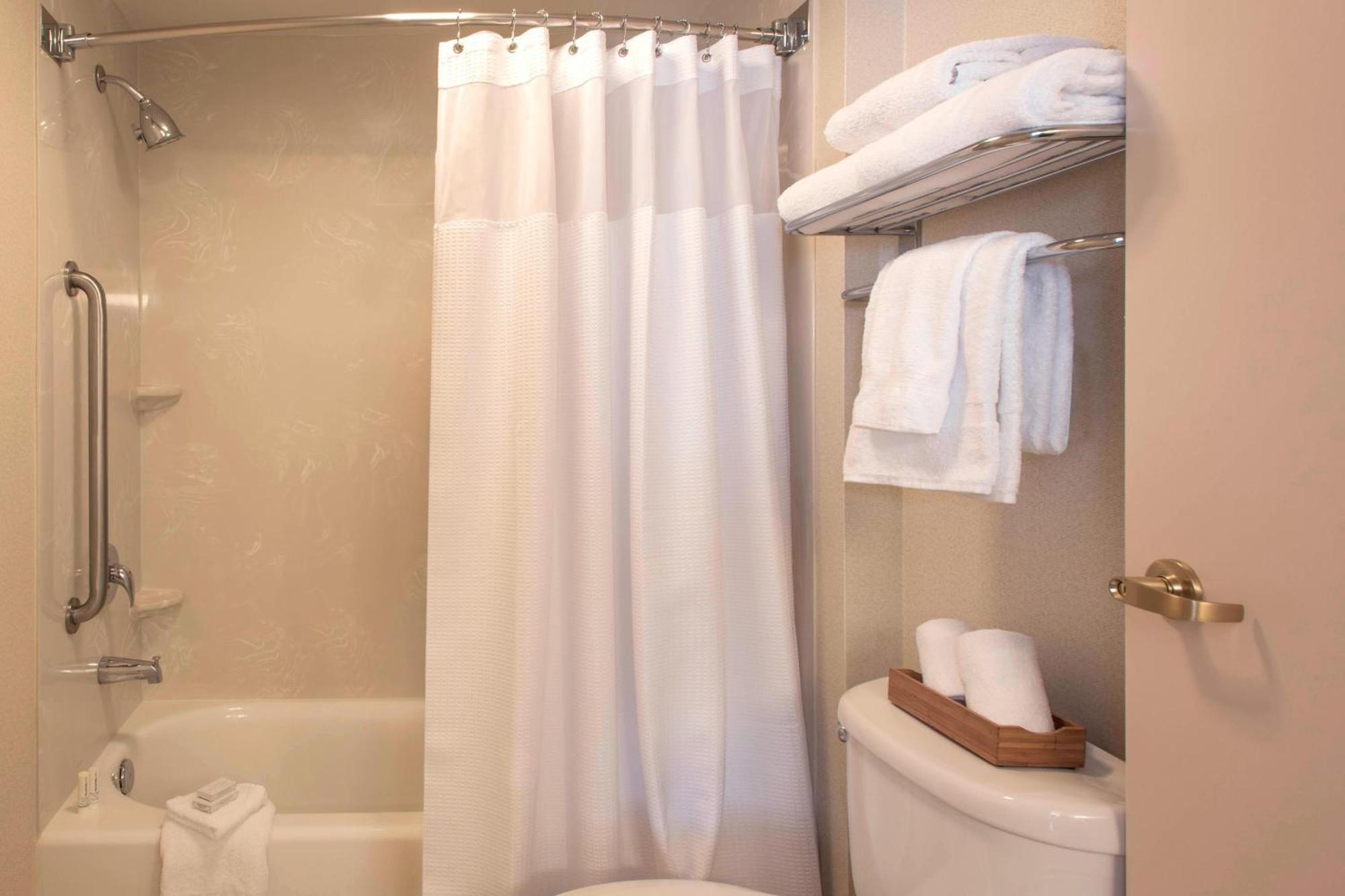 Springhill Suites By Marriott Charlotte Airport Zewnętrze zdjęcie