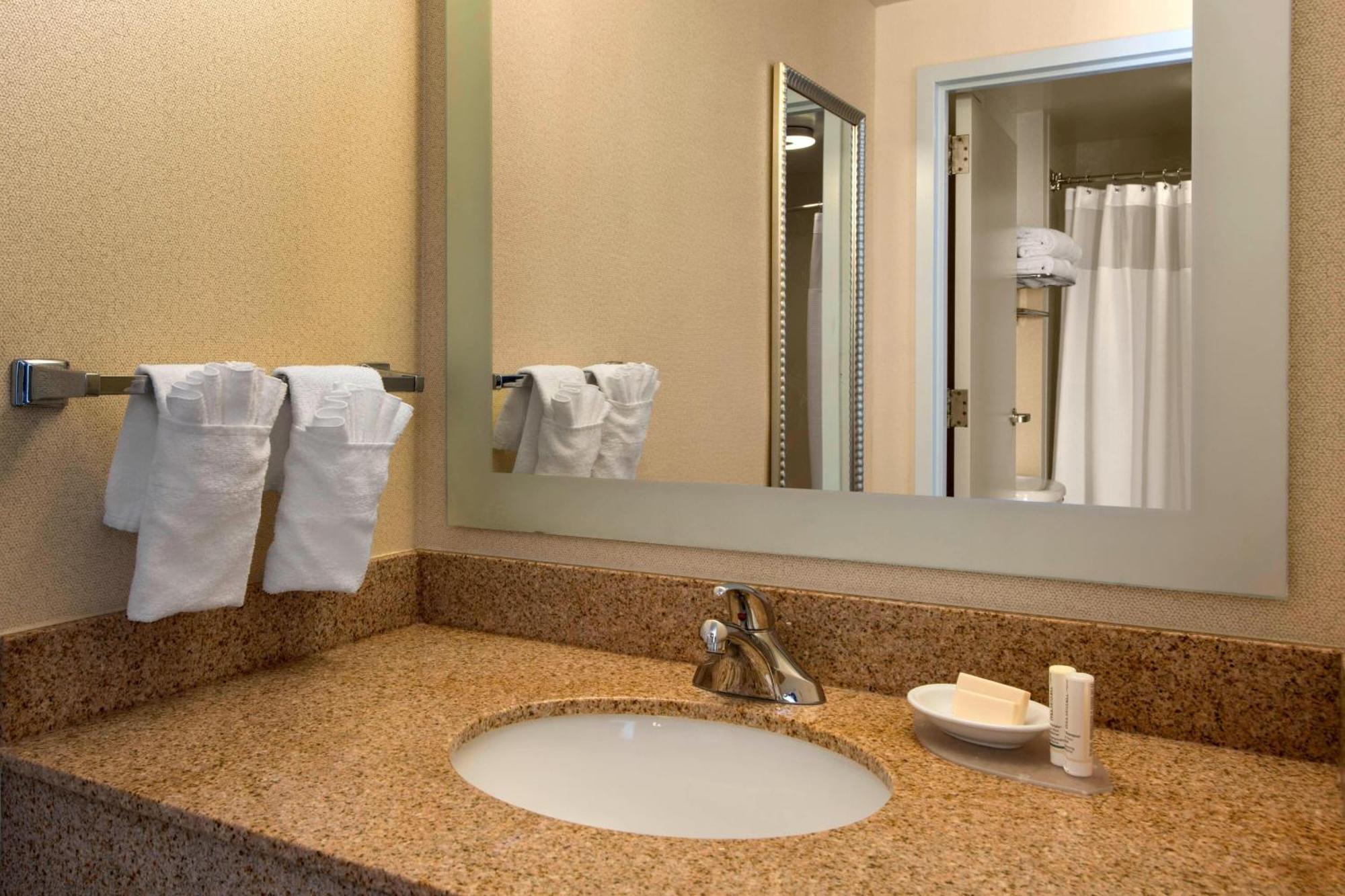 Springhill Suites By Marriott Charlotte Airport Zewnętrze zdjęcie